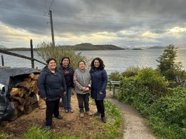 MIDESO se reúne con beneficiarias de fondos CONADI Y FOSIS en islas Huichas y Cochrane