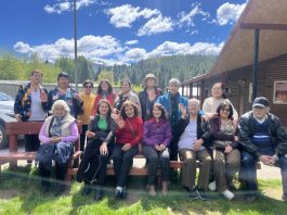 Cochrane despide octubre celebrando la sabiduría y legado de sus personas mayores