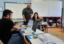 AquaChile impulsa la tecnología en escuelas de Islas Huichas